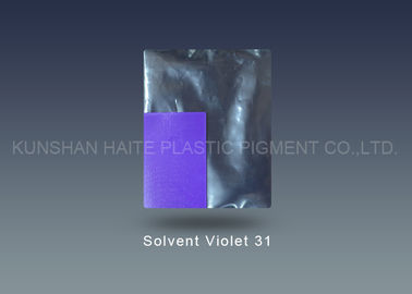 Solvente solvente do óleo de CAS 70956-27-3 da violeta 31 na força de matização colorindo plástica 95-105%